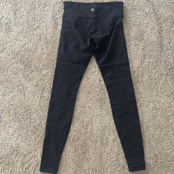 Lululemon black leggings - Picture 1 of 2
